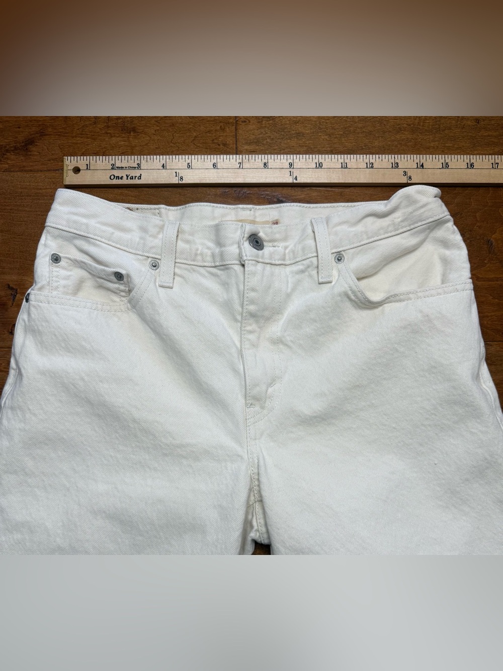 Levi’s Premium Baggy Dad Jeans 28 Off White Cream High Rise Wide Leg - Picture 2 of 12